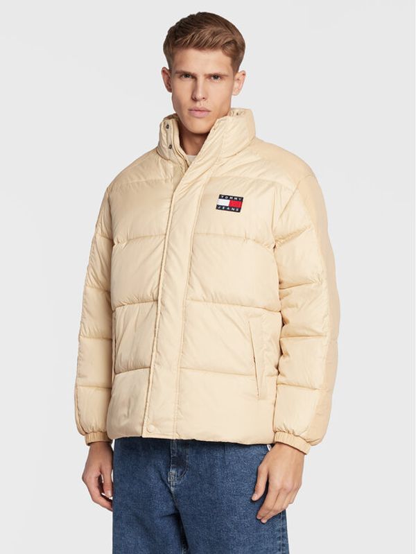 Tommy Jeans Tommy Jeans Пухено яке Tonal Badge DM0DM15121 Бежов Regular Fit