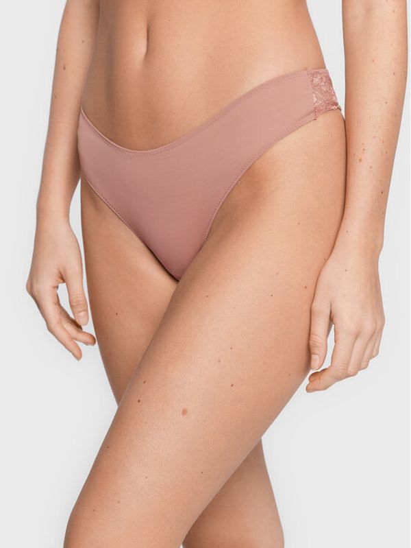 Triumph Triumph Дамски бикини тип бразилиана Lovely Micro 10182554 Бежов