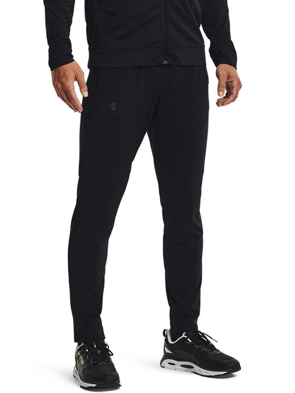 Under Armour Under Armour Долнище анцуг UA PIQUE TRACK PANT 1366203 Черен Regular Fit