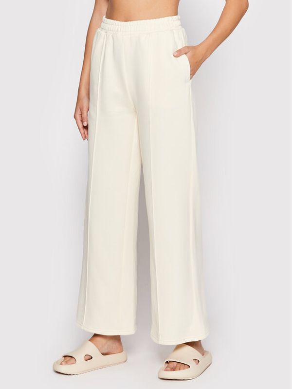 Urban Classics Urban Classics Долнище анцуг Pin Tuck TB4562 Бежов Relaxed Fit