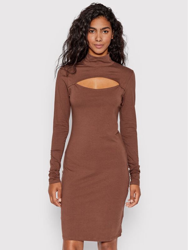 Urban Classics Urban Classics Ежедневна рокля Cut-Out Turtleneck TB4748 Кафяв Slim Fit