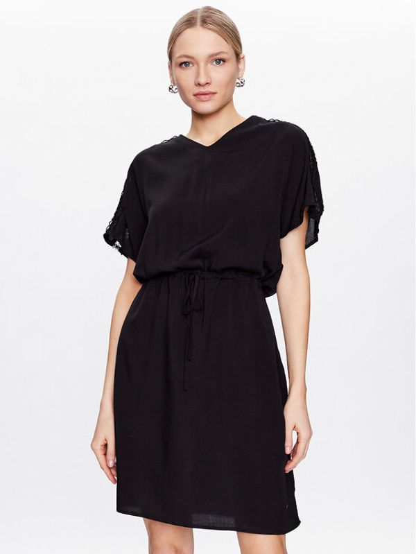 Volcano Volcano Ежедневна рокля Livia L08296-S23 Черен Relaxed Fit