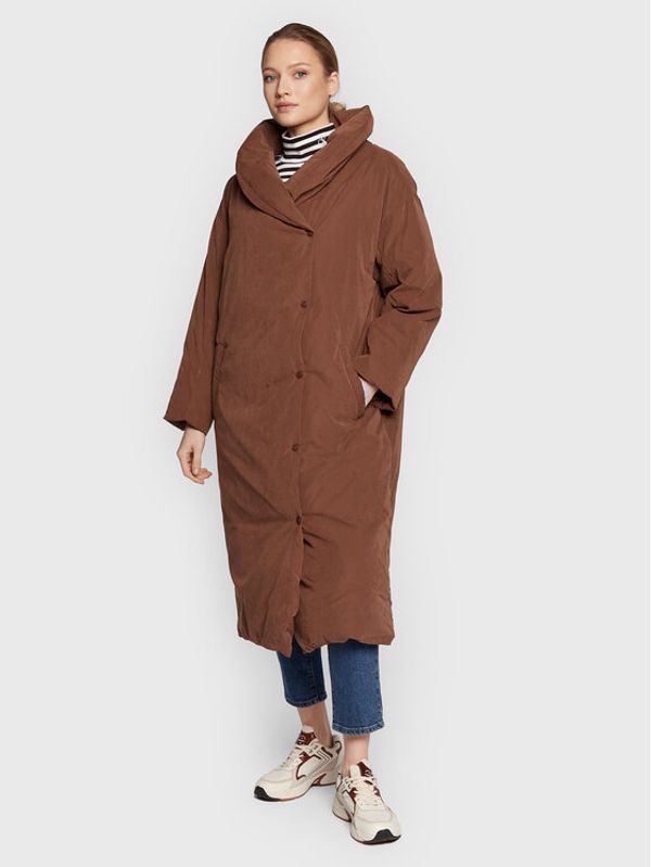 Wrangler Wrangler Пухено яке Duvet W4T7XFXEP 112319264 Кафяв Relaxed Fit