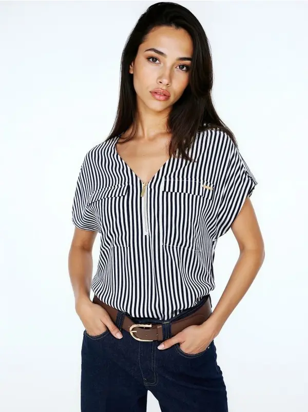 Mohito Mohito - Блуза от вискоза - бяло