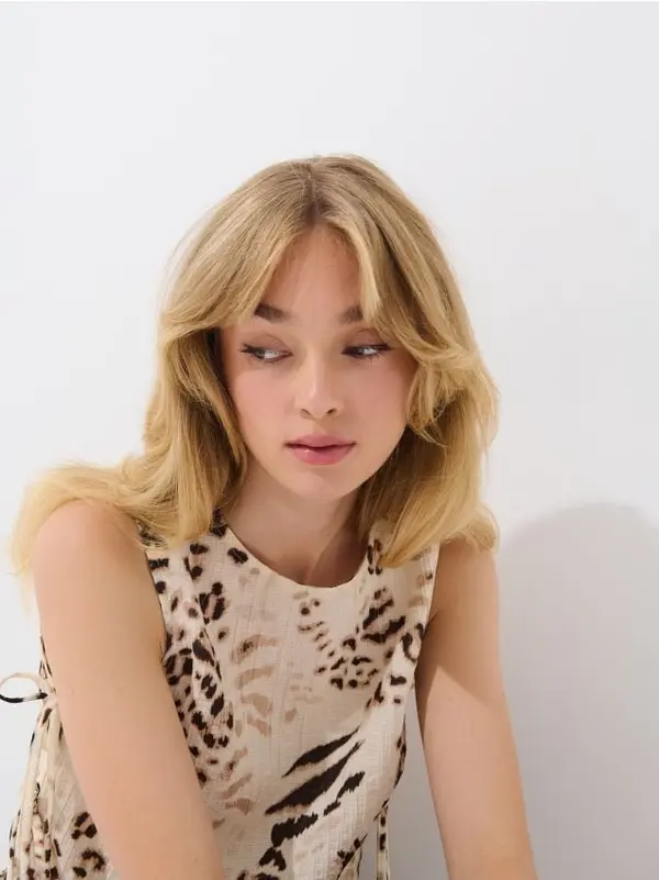 Mohito Mohito - Блуза с детайл възел - бежово