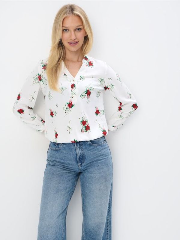 Mohito Mohito - Блуза с остро деколте - бяло