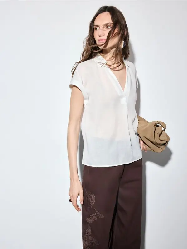 Mohito Mohito - Блуза със съдържание на лиосел - бяло