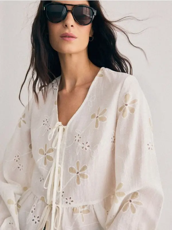 Mohito Mohito - Блуза със съдържание на лиосел - кремaво