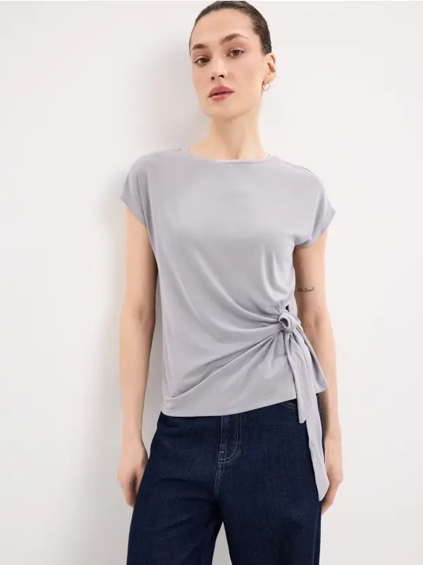 Mohito Mohito - Блуза със съдържание на модал - сиво