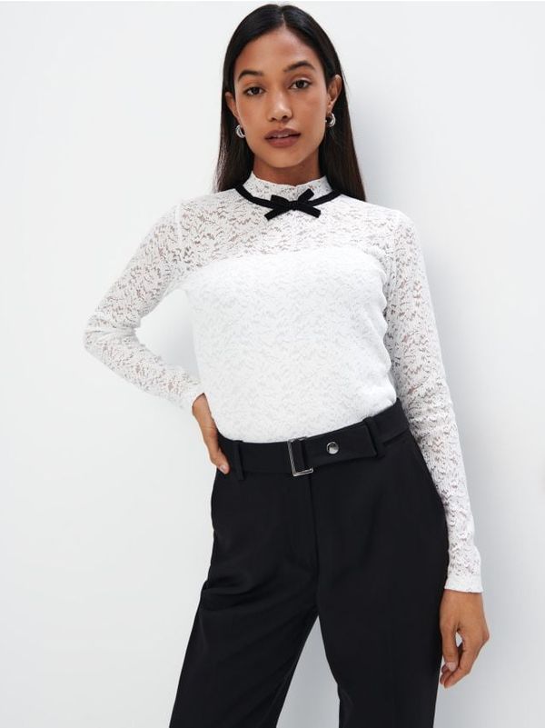 Mohito Mohito - Дантелена блуза - кремaво