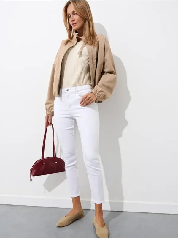 Mohito Mohito - Дънков панталон PETITE - бяло