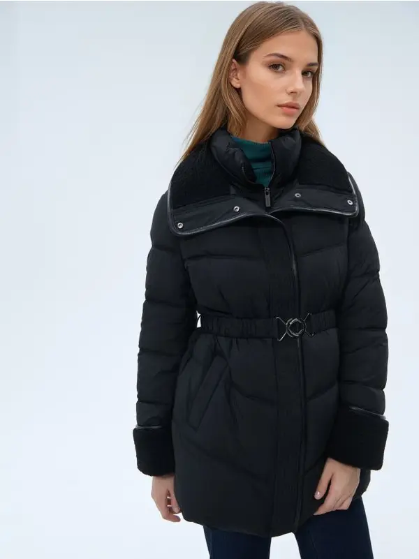 Mohito Mohito - Капитонирано яке с връзващ се колан - черен