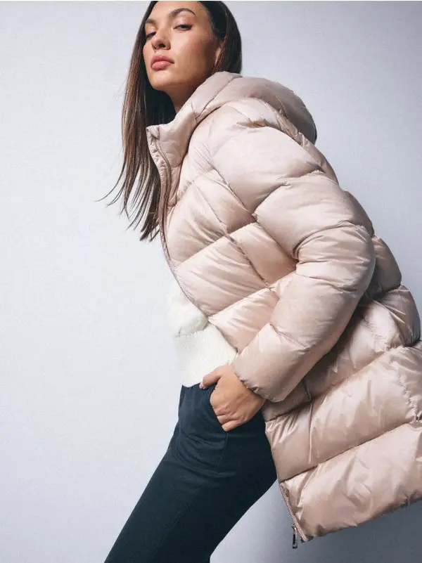 Mohito Mohito - Капитонирано яке със синтетичен пълнеж - бежово