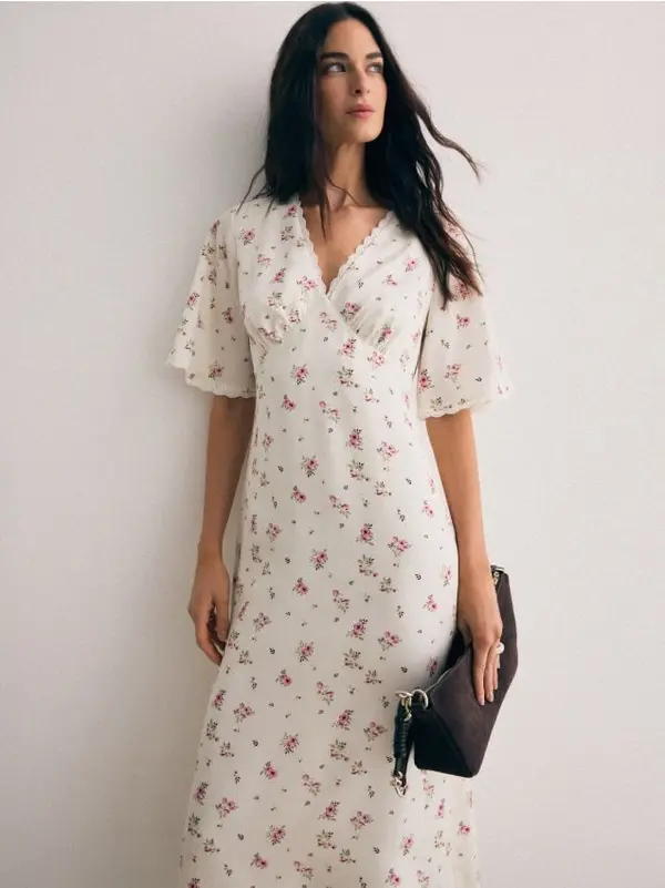 Mohito Mohito - Миди рокля с къс ръкав - кремaво