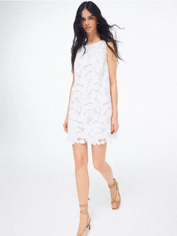 Mohito Mohito - Мини рокля с кройка под формата на буква А - кремaво