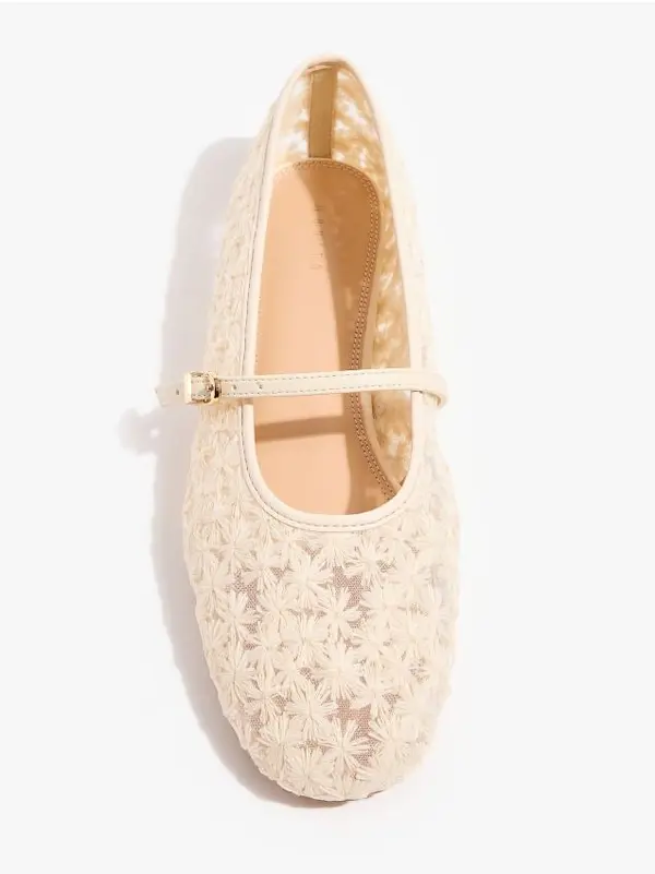 Mohito Mohito - Обувки балерина - кремaво