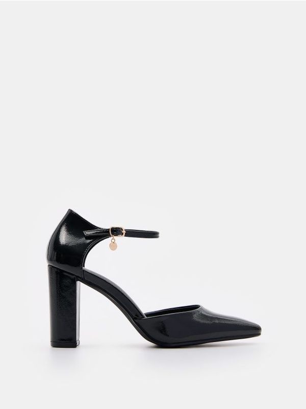 Mohito Mohito - Обувки с дебел профилиран ток - черен