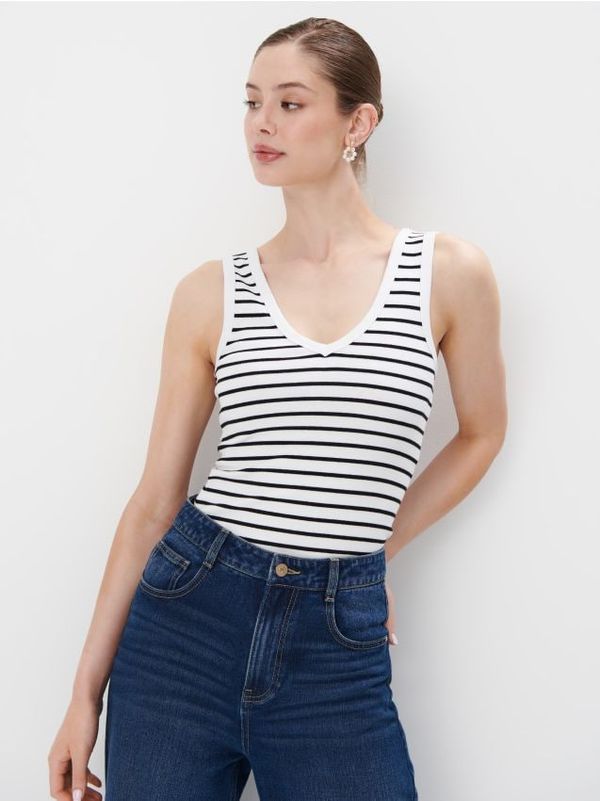 Mohito Mohito - Памучен топ - черен