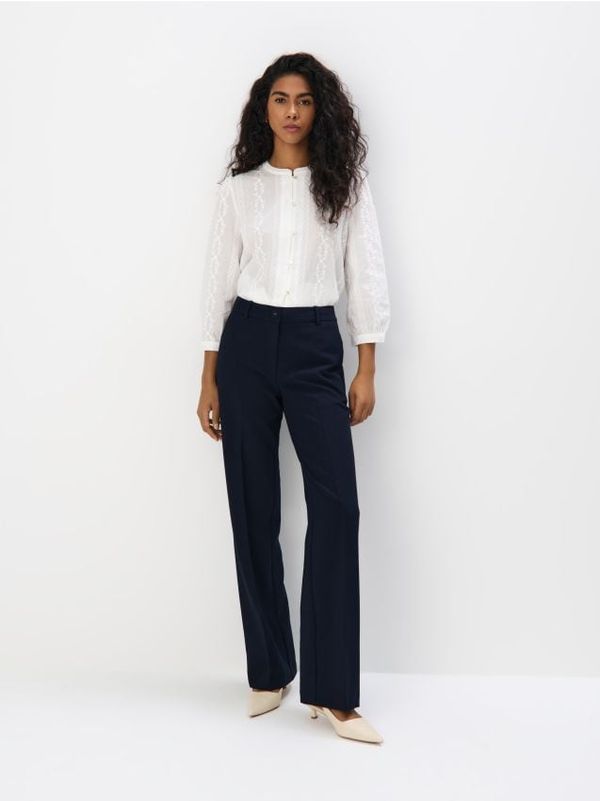 Mohito Mohito - Памучна блуза с бродерия - бяло