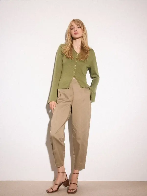 Mohito Mohito - Панталон с прав крачол - бежово