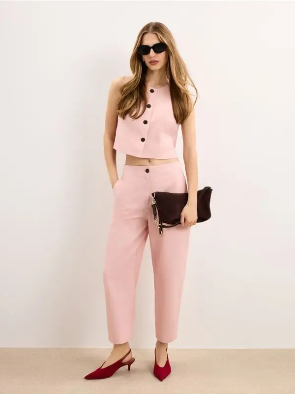 Mohito Mohito - Панталон с прав крачол - пастелно розово