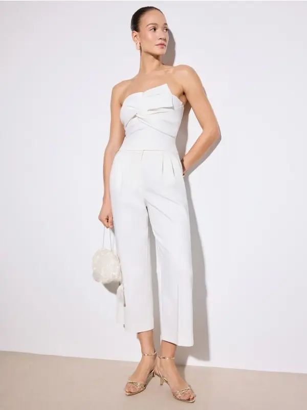 Mohito Mohito - Панталон тип culotte - кремaво