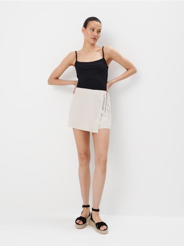 Mohito Mohito - Пола-шорти - бежово