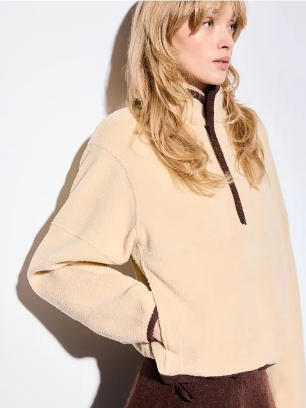 Mohito Mohito - Поларен суитшърт - бежово