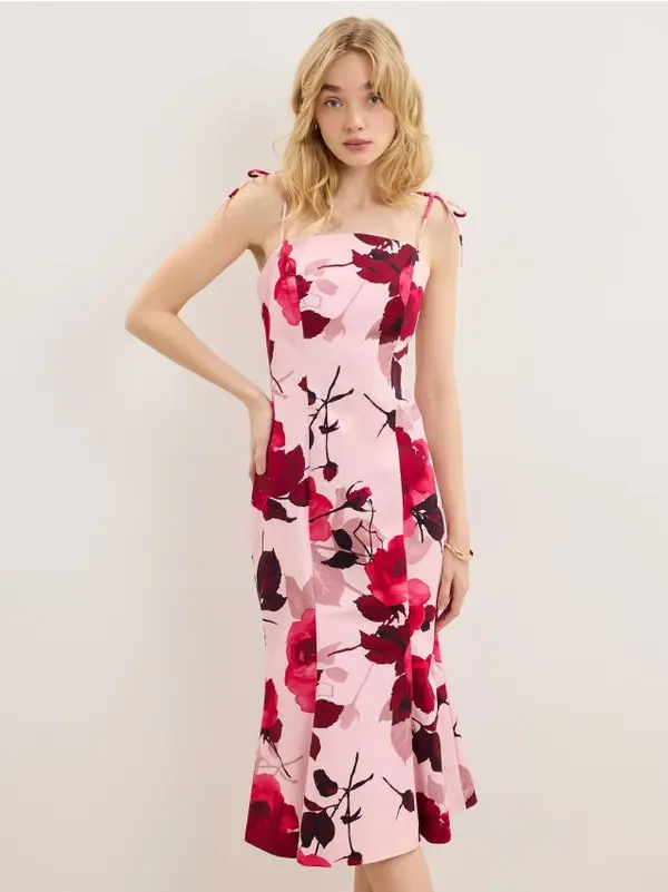 Mohito Mohito - Прилепнала миди рокля - пастелно розово