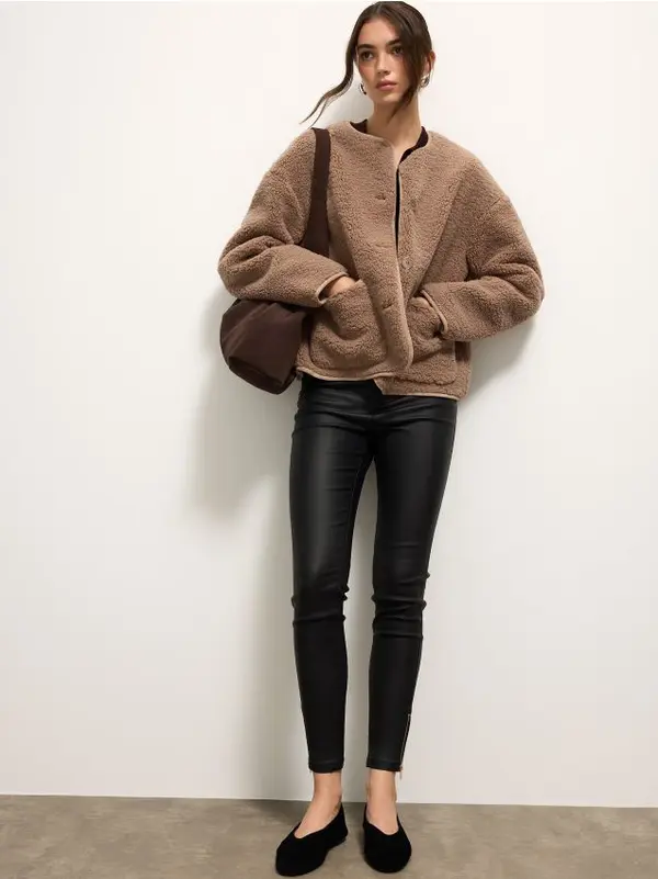 Mohito Mohito - Промазан панталон - черен