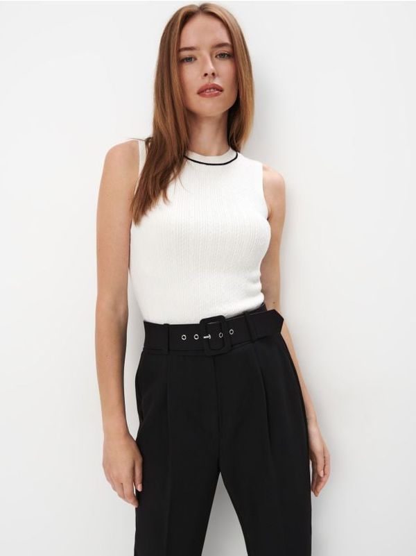 Mohito Mohito - Пуловерен топ - бяло