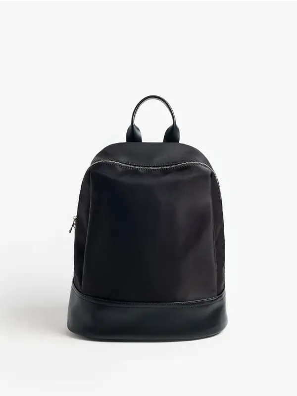 Mohito Mohito - Раница с висулка - черен