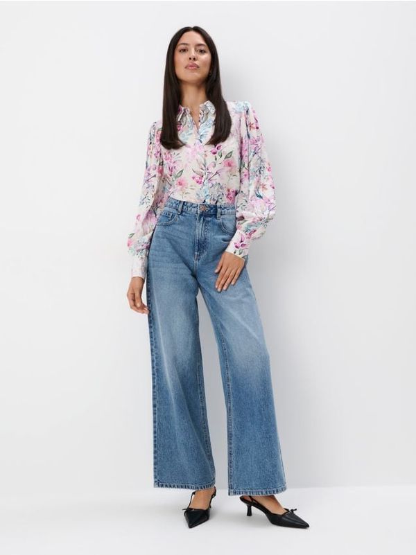 Mohito Mohito - Риза с флорален десен - бяло