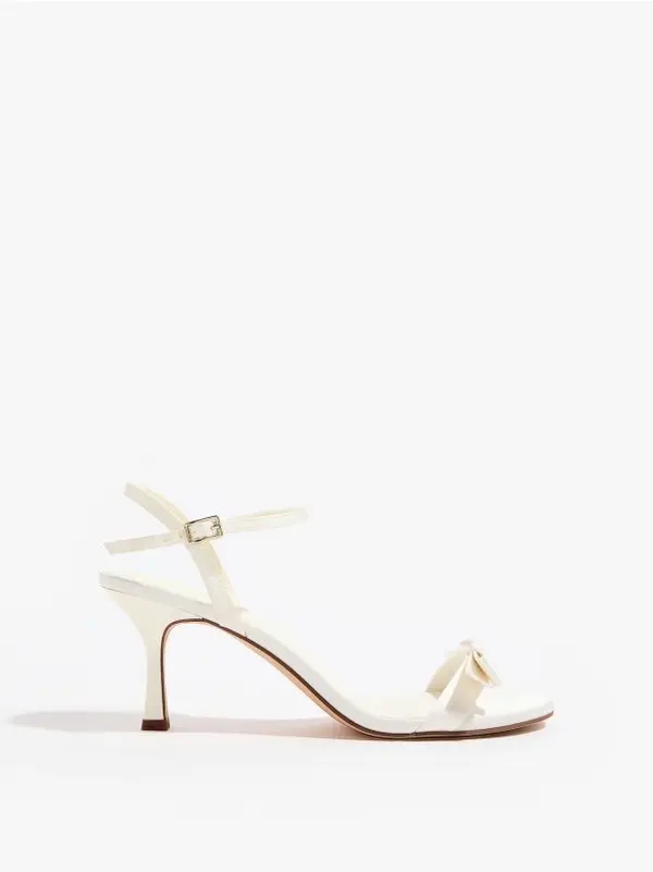 Mohito Mohito - Сандали с висок ток - кремaво