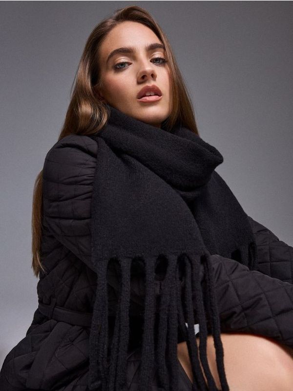 Mohito Mohito - Шал с ресни - черен