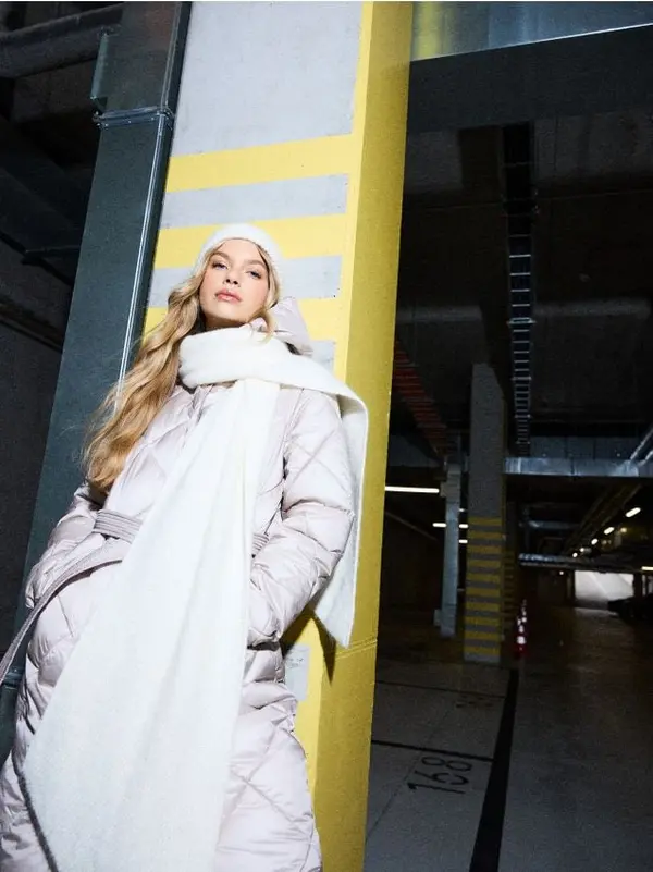 Mohito Mohito - Шал със съдържание на вълна от алпака - бяло