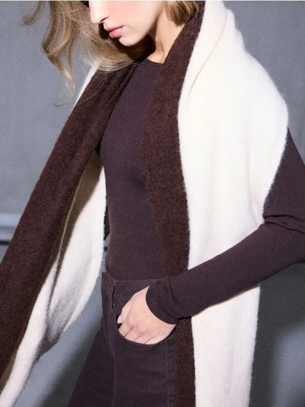 Mohito Mohito - Шал със съдържание на вълна от алпака - кремaво