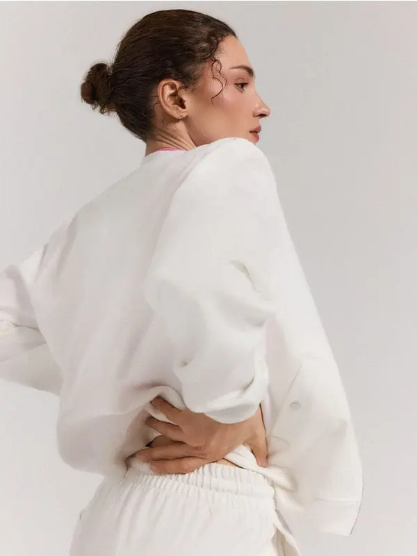 Mohito Mohito - Суитшърт с качулка и цип basic - кремaво