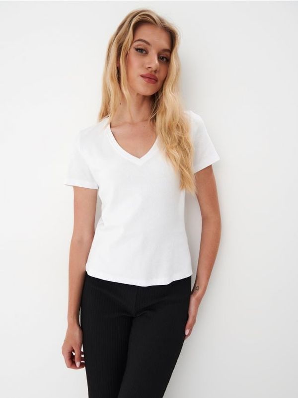 Mohito Mohito - Тениска с остро деколте - бяло