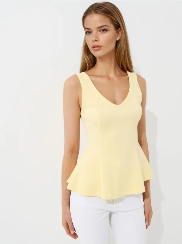 Mohito Mohito - Топ с баскин - жълто