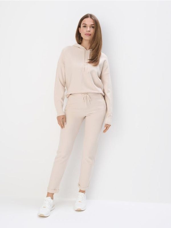 Mohito Mohito - Трикотажен панталон - бежово