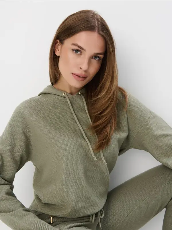 Mohito Mohito - Трикотажен суитшърт - маслинено зелено