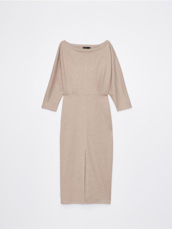 Mohito Mohito - Трикотажна миди рокля - бежово