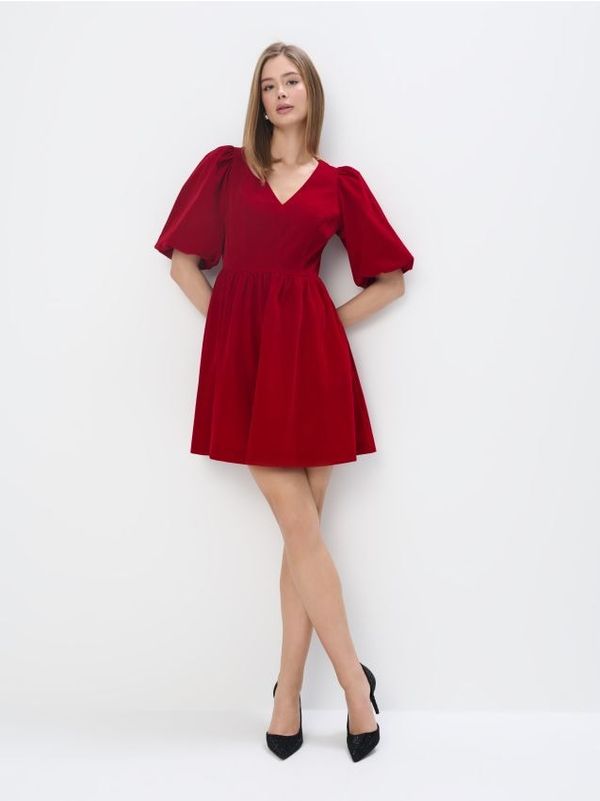 Mohito Mohito - Велурена мини рокля - червен