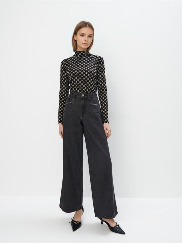 Mohito Mohito - Viscose rich blouse - черен