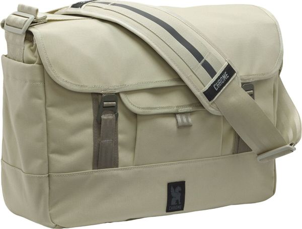 Chrome Chrome Midtown Messenger Sandstone Чанта през рамо