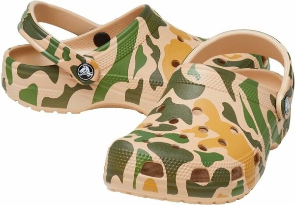 Crocs Crocs Classic Printed Camo Clog Сандали Chai/Tan 36-37