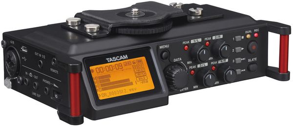 Tascam Tascam DR-70D Черeн