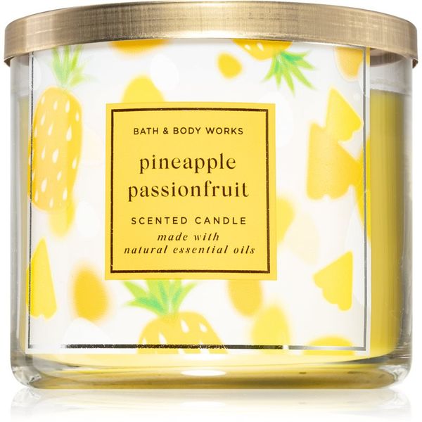 Bath & Body Works Bath & Body Works Pineapple Passionfruit ароматна свещ 411 гр.