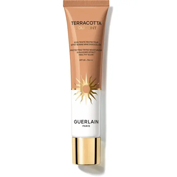 GUERLAIN GUERLAIN Terracotta Joli Teint Protecting Tinted Moisturizer озаряващ фон дьо тен за естествен вид SPF 20 цвят 30 Sunwarm 30 мл.